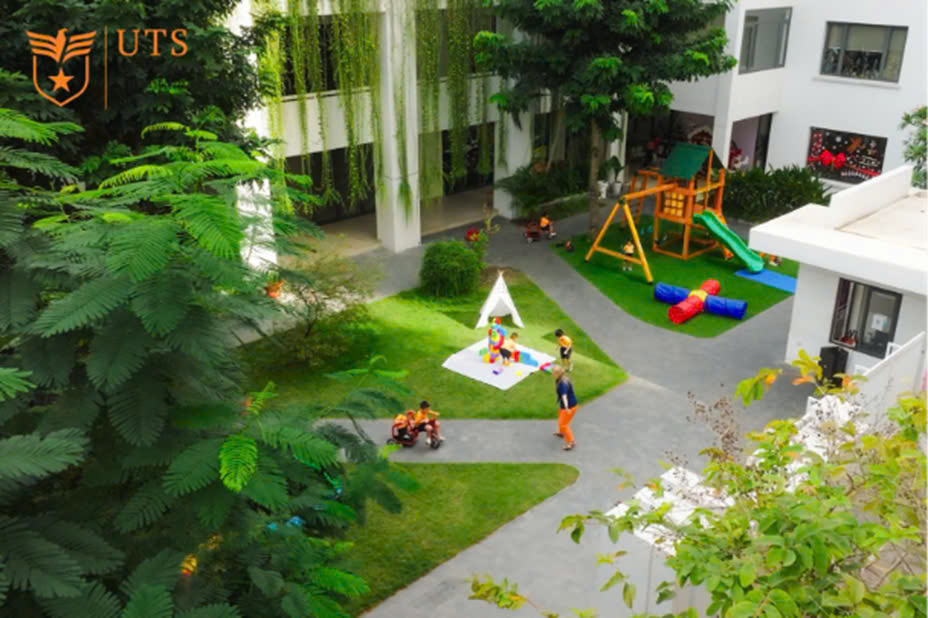 09.UTS cơ sở Botanique tràn ngập mảng xanh tọa lạc tại Quận 4, TP.HCM-1