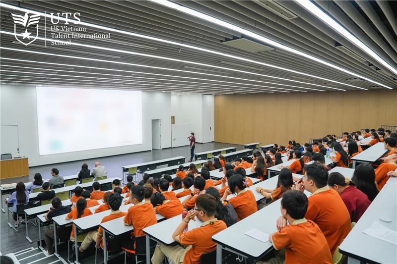 Chương trình quốc tế theo chuẩn Common Core Hoa Kỳ tại UTS giúp học sinh phát triển toàn diện kiến thức và kỹ năng, sẵn sàng hội nhập quốc tế