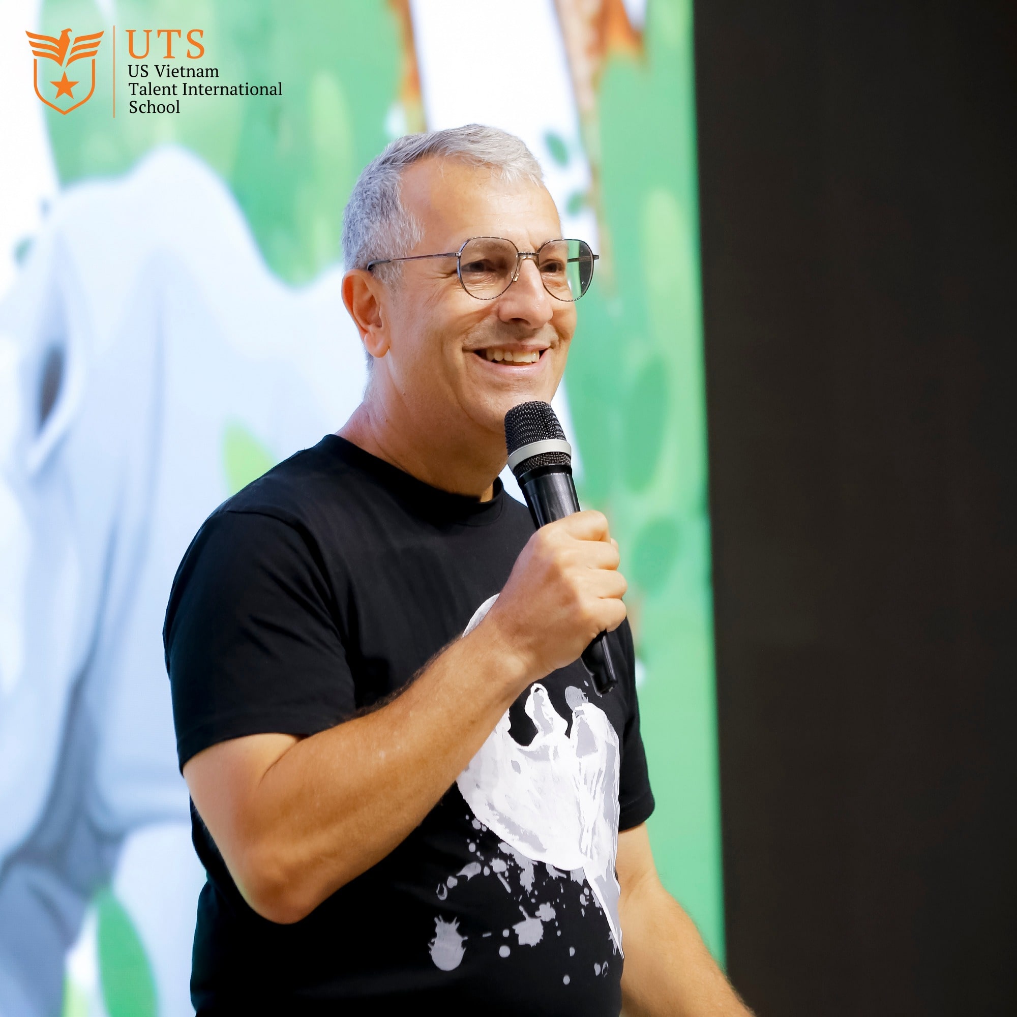 Đại diện tổ chức Wild Rhino chia sẻ về việc bảo vệ Tê giác