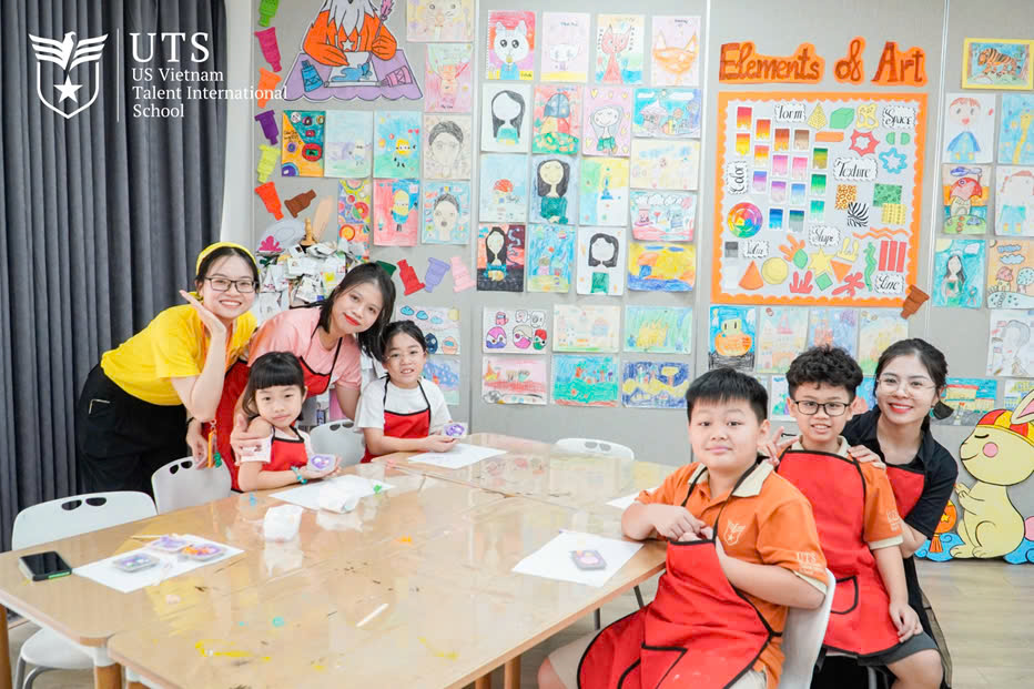 Đội ngũ giáo viên tận tâm của Chương trình Hè UTS 2025