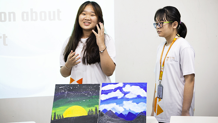 Thế giới màu gì trong mắt UTS-ers