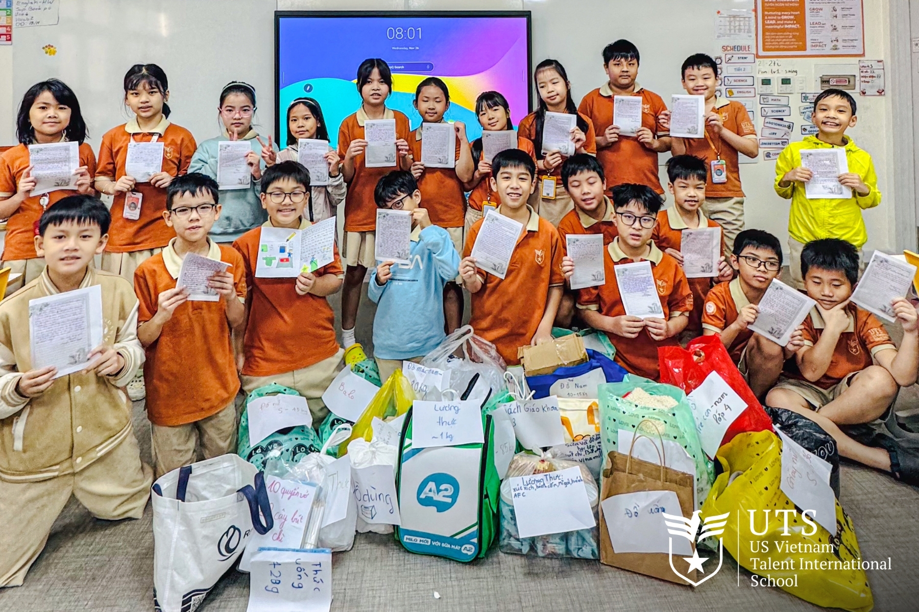 UTS-ers học được giá trị của sự sẻ chia qua những trải nghiệm thiện nguyện đầy ý nghĩa