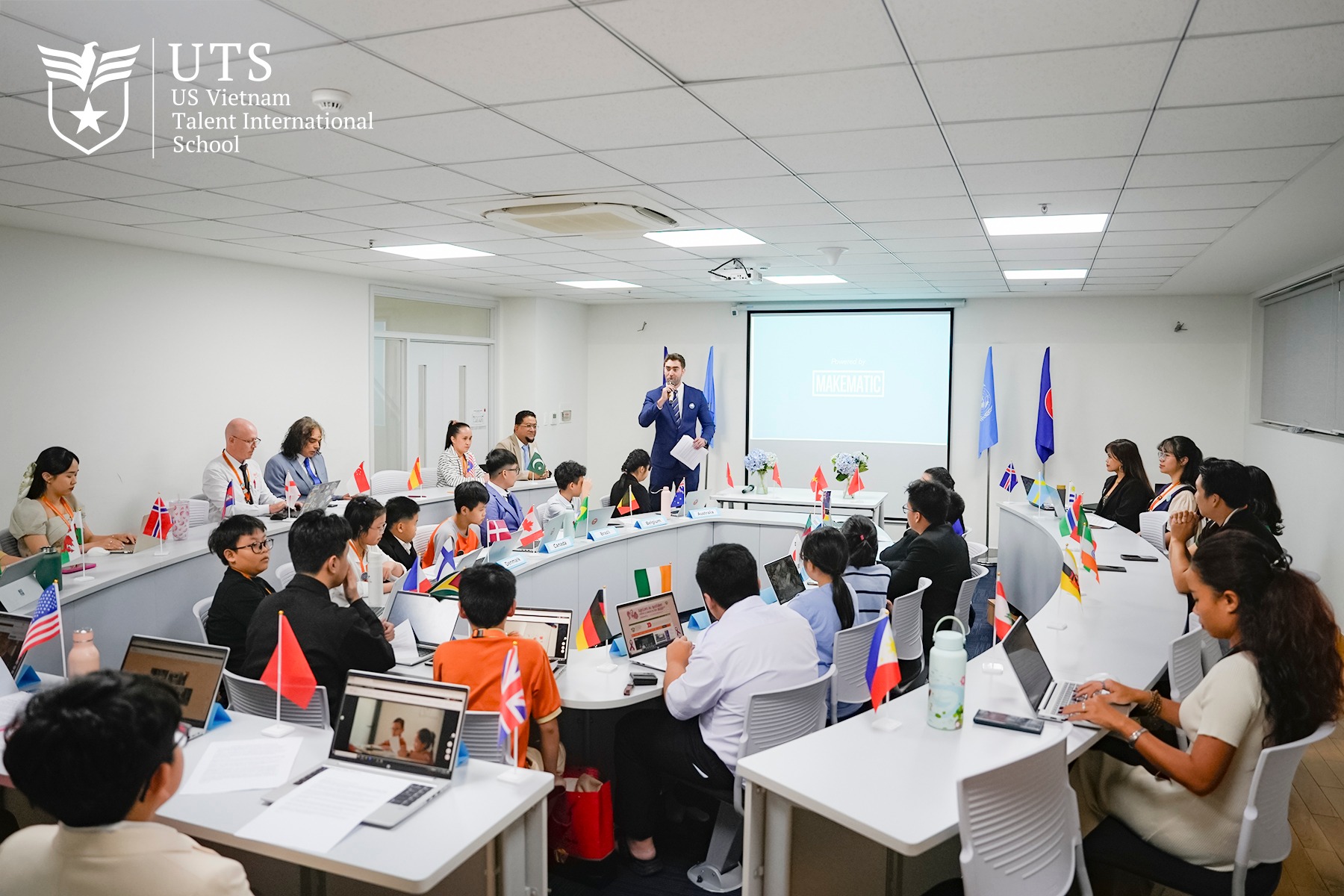 Học sinh được thử sức tranh biện với những vấn đề “nóng hổi” trên thế giới